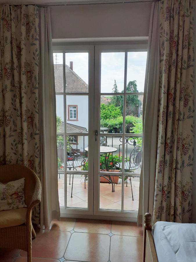 סנט מרטין Das Landhotel Weingut Gernert מראה חיצוני תמונה